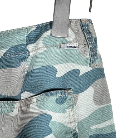 MOTHER The Shaker Chop Crop High Waist Straight Ankle Crop Jeans in camo - Picture 15 of 16